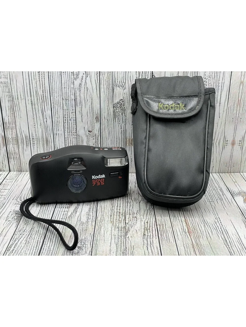Kodak Star 735 Flash Point & Shoot Black DX Programmed 35mm Film Camera W/ Case